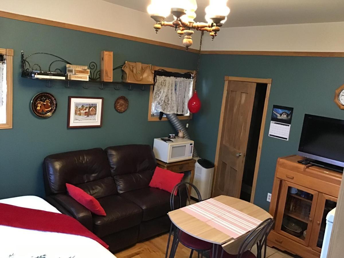 Chez Odette, Loft Intime Lägenhet Roberval Exteriör bild